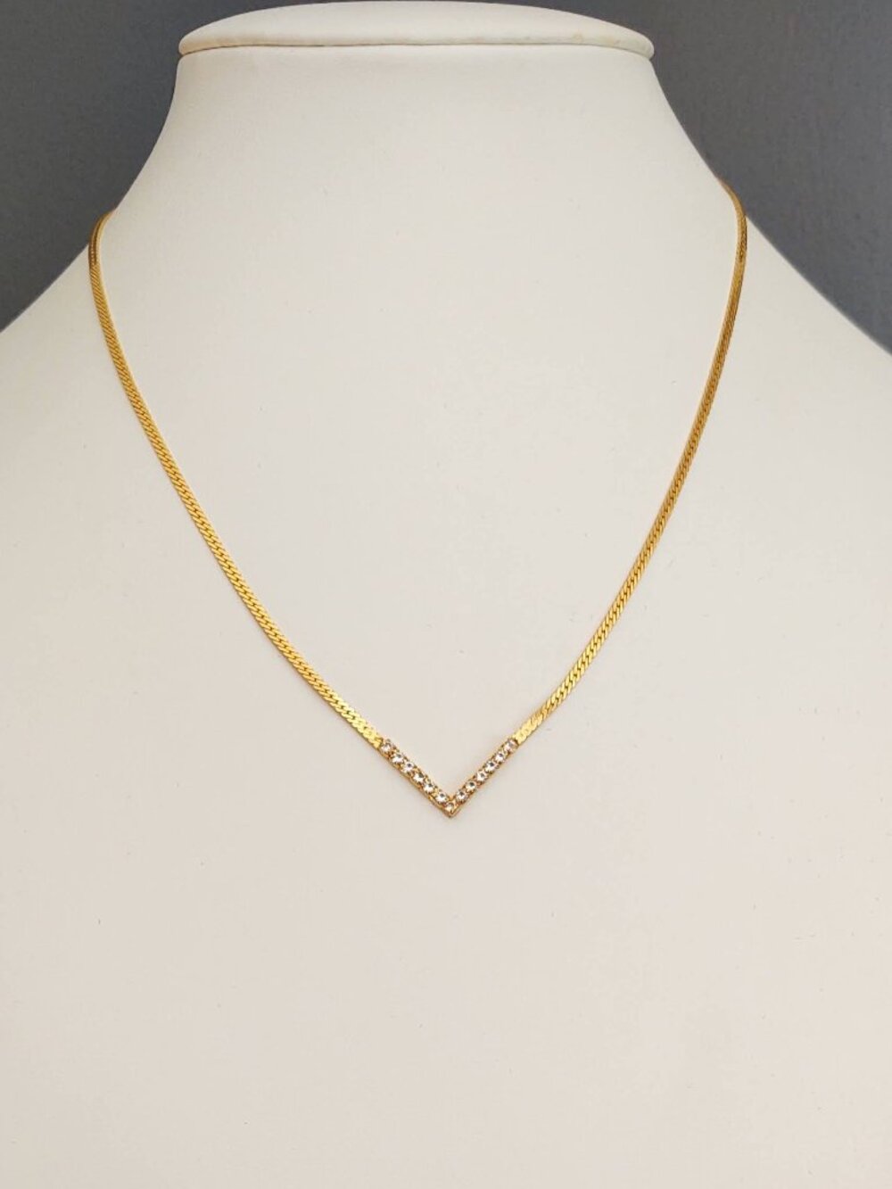Vintage Avon V shaped gold and faux diamond delicate necklace